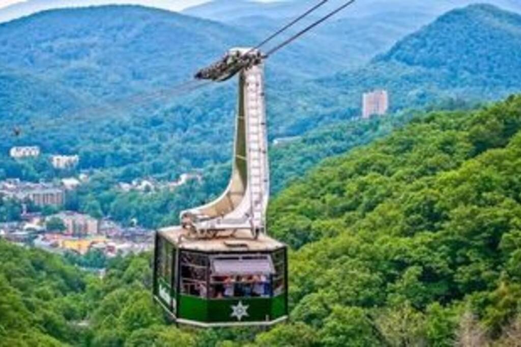Views & Fireplace - Minutes To Gburg And Ober - Condo Gatlinburg Extérieur photo