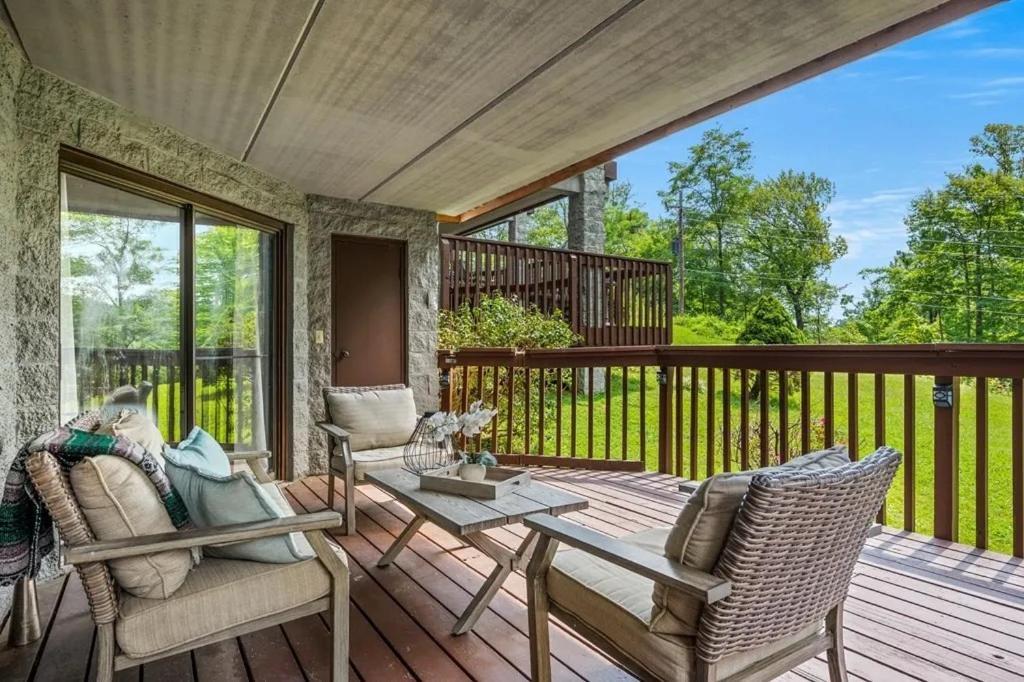 Views & Fireplace - Minutes To Gburg And Ober - Condo Gatlinburg Extérieur photo