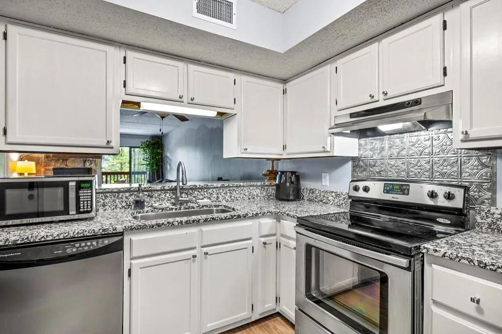 Views & Fireplace - Minutes To Gburg And Ober - Condo Gatlinburg Extérieur photo