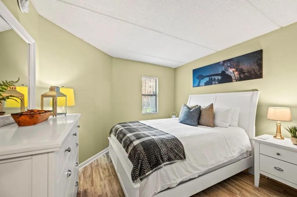 Views & Fireplace - Minutes To Gburg And Ober - Condo Gatlinburg Extérieur photo